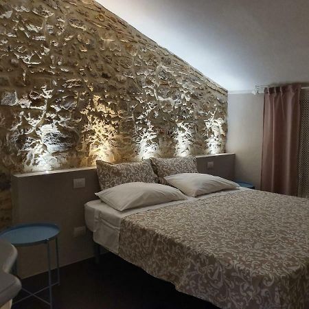 Lo Scarabeo Bed and Breakfast Casale di Pari Buitenkant foto