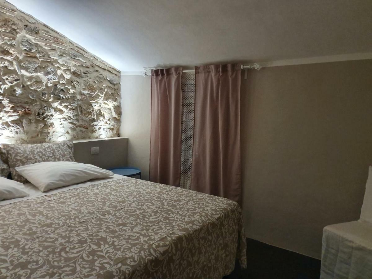 Lo Scarabeo Bed and Breakfast Casale di Pari Buitenkant foto