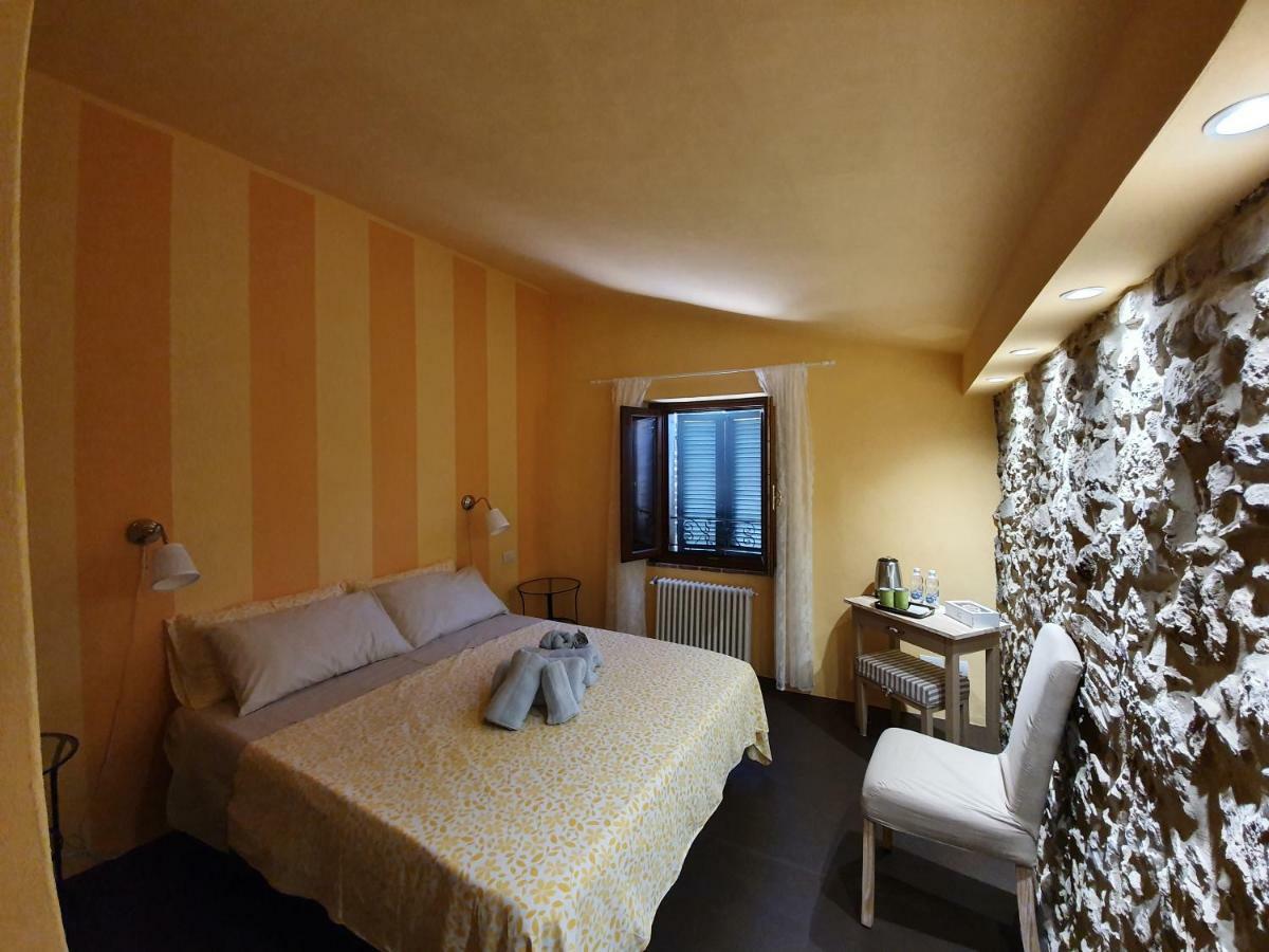Lo Scarabeo Bed and Breakfast Casale di Pari Buitenkant foto